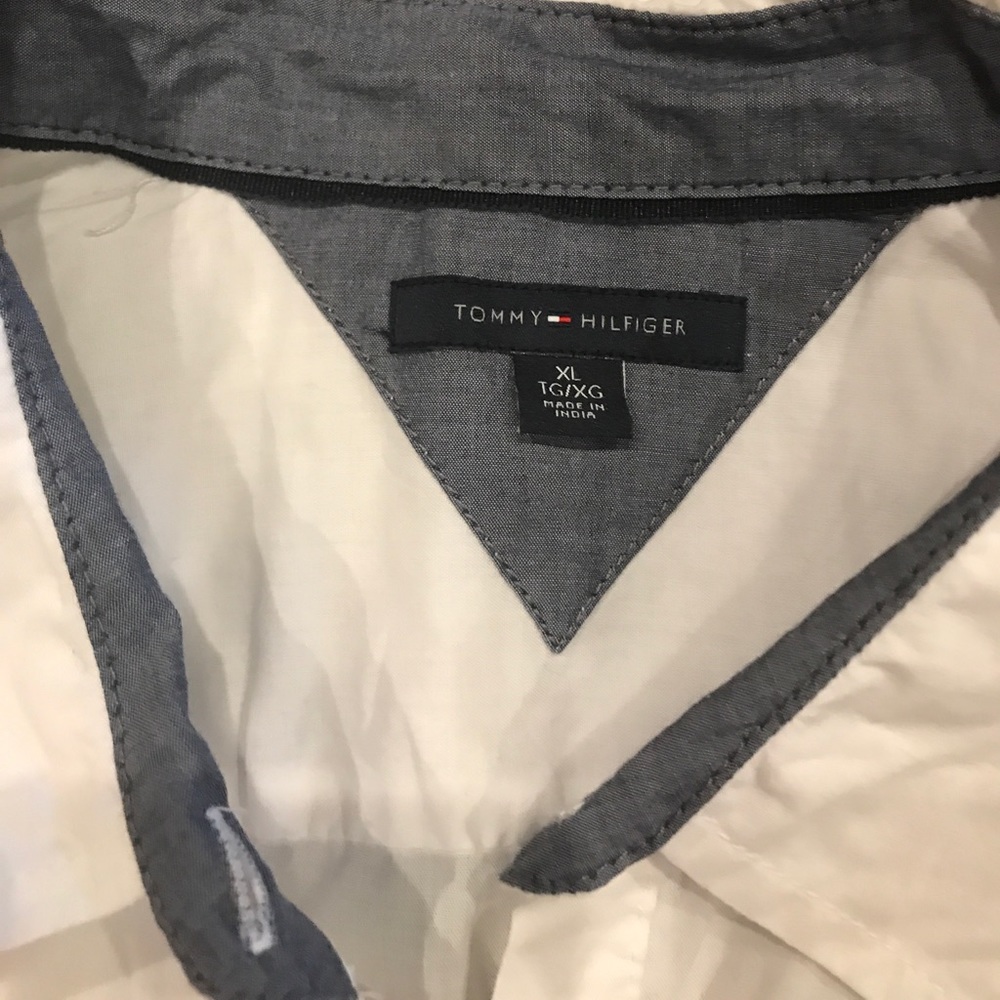 Tommy 3/4 length sleeve button up